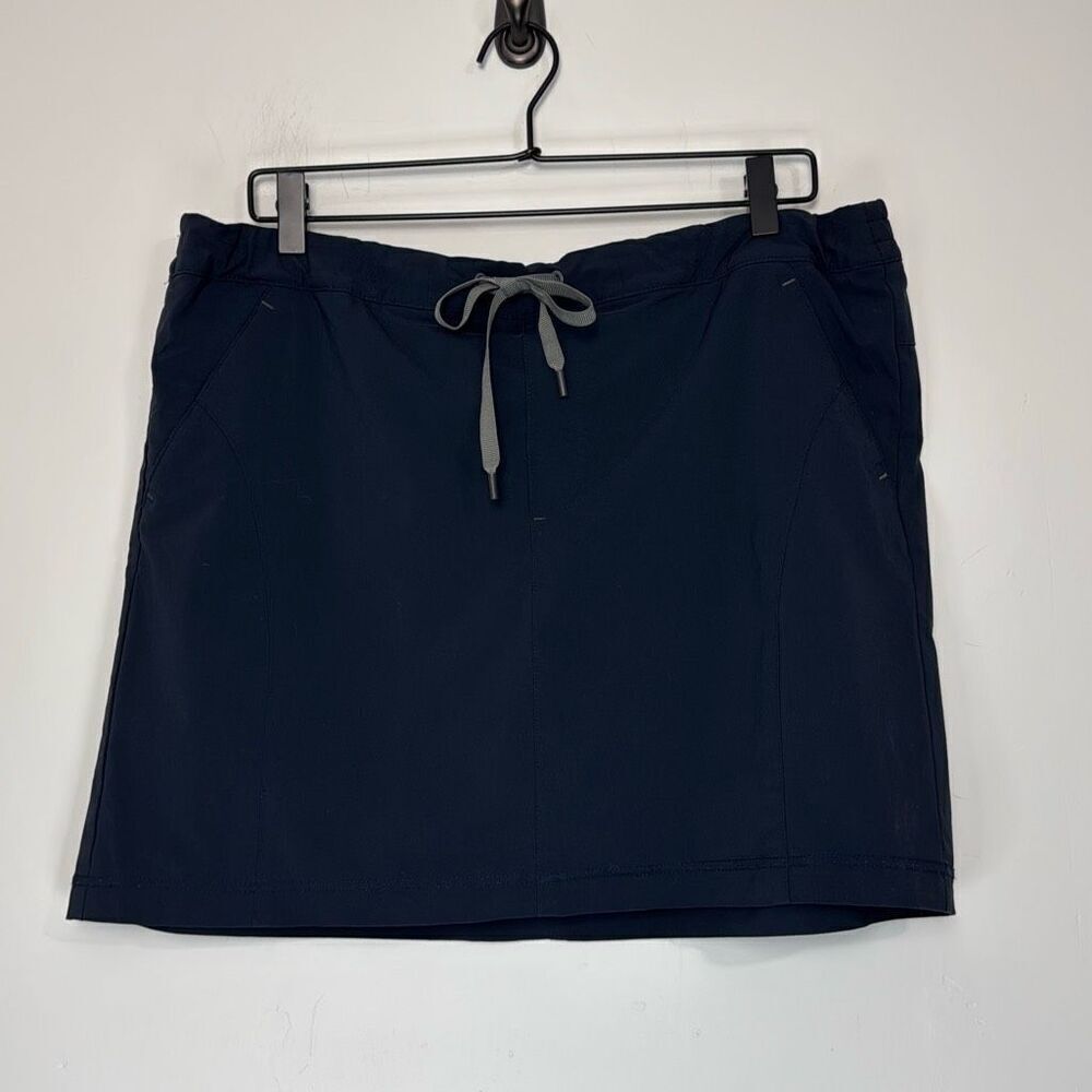 Eddie Bauer Navy Blue Skort L